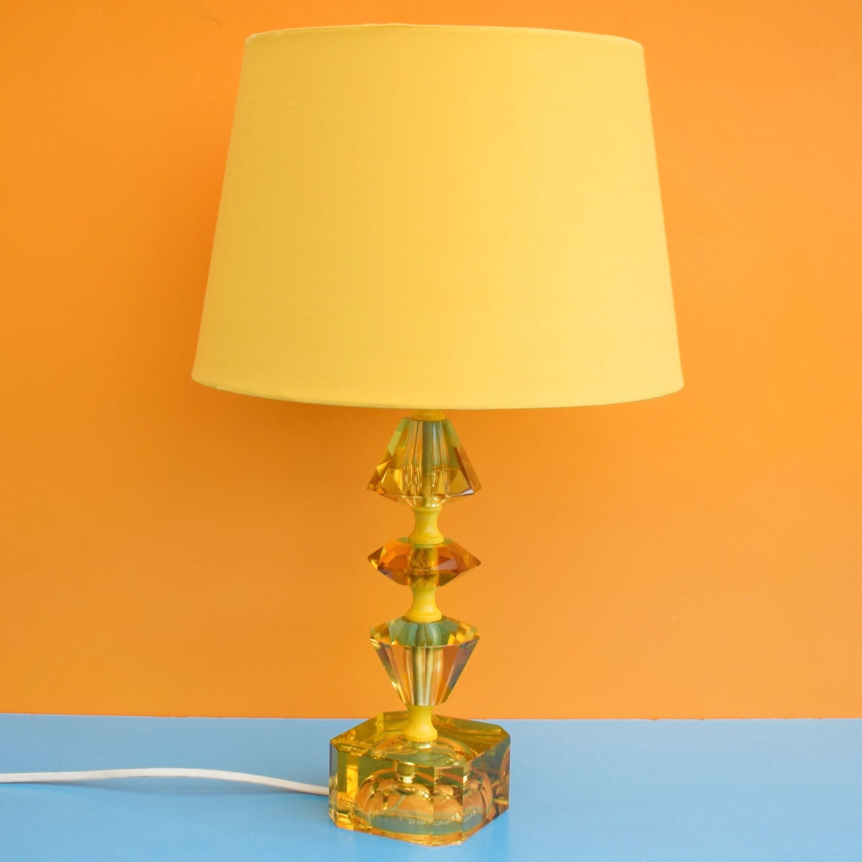 Yellow glass hot sale lamp base