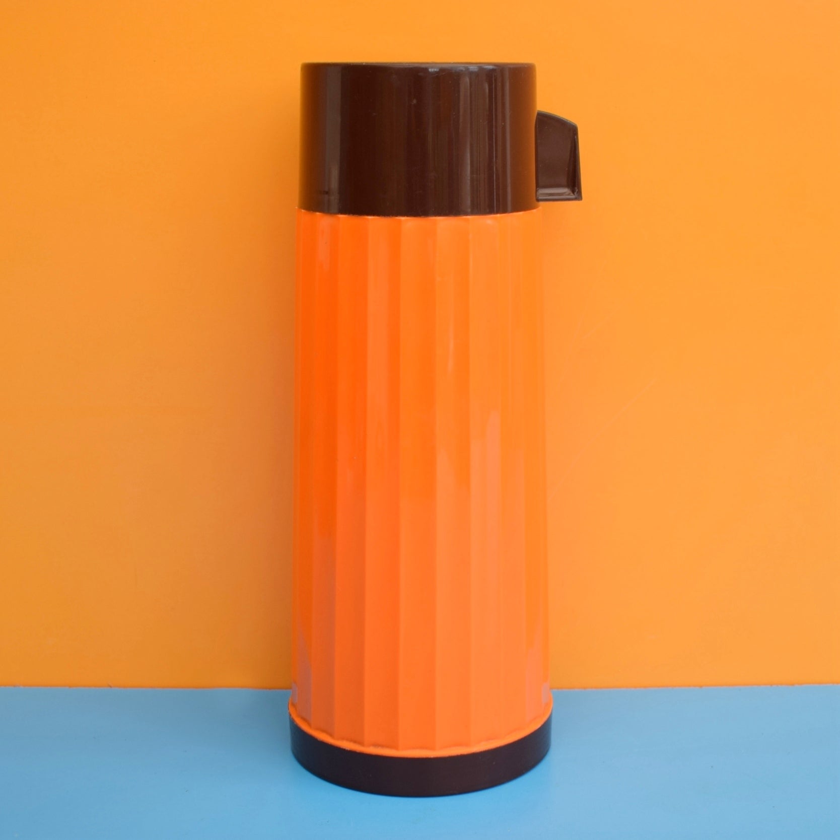 Vintage 70's Thermos Brand Air Pump Large Thermos brown