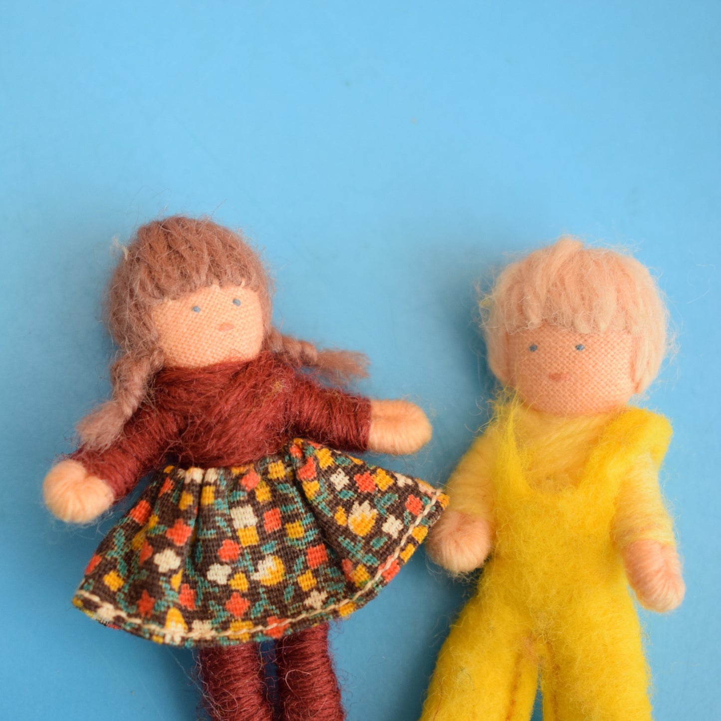 Vintage 1970s Little Dolls House Children Figures