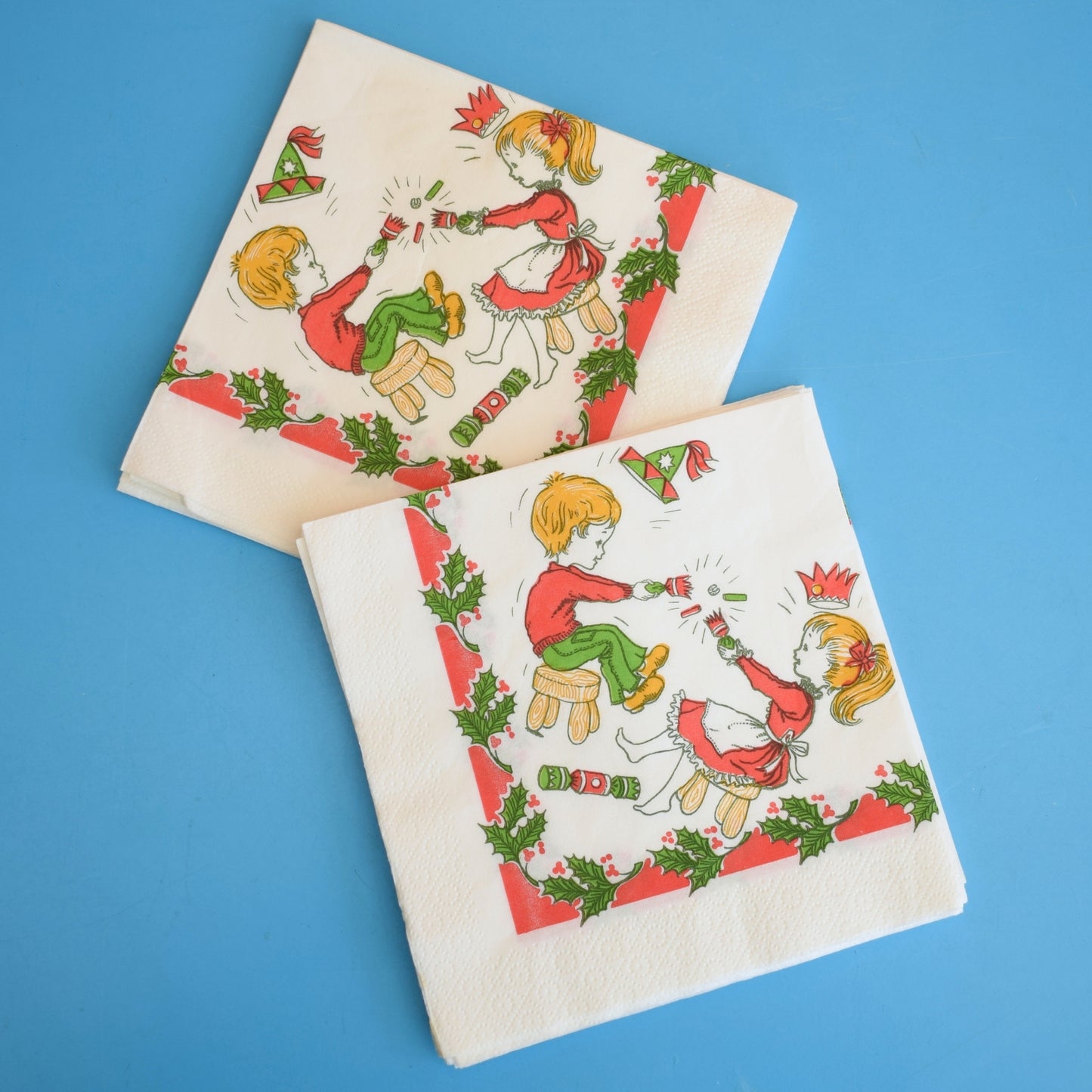 Vintage 1960s Kitsch Christmas Paper Napkins - x11