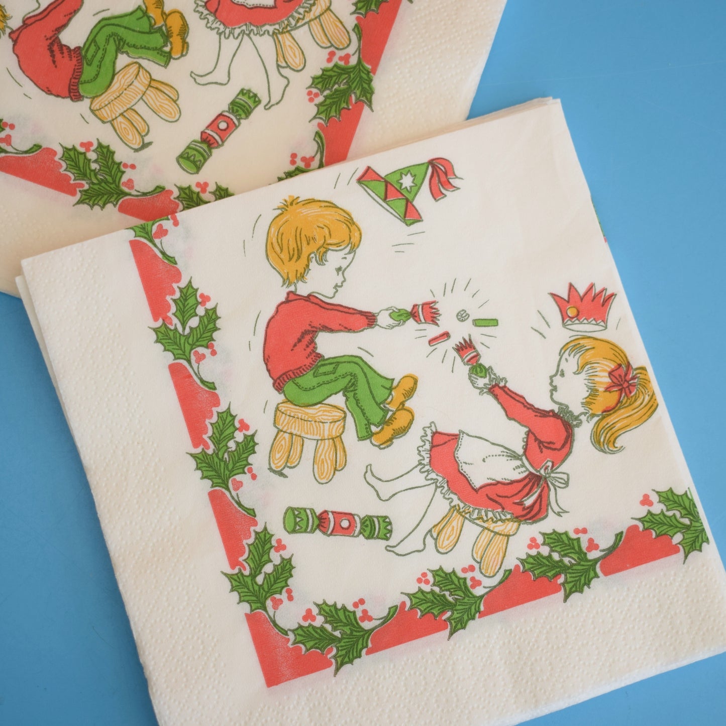 Vintage 1960s Kitsch Christmas Paper Napkins - x11