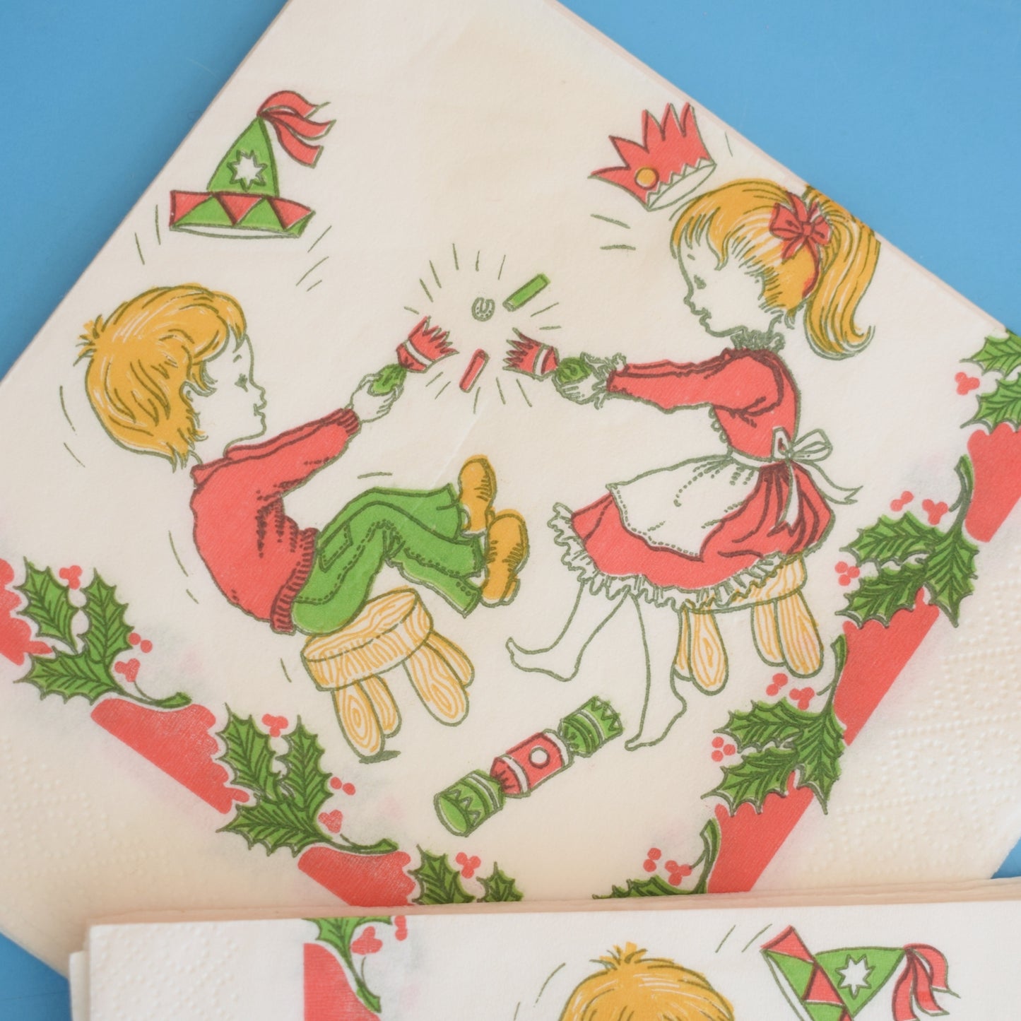 Vintage 1960s Kitsch Christmas Paper Napkins - x11