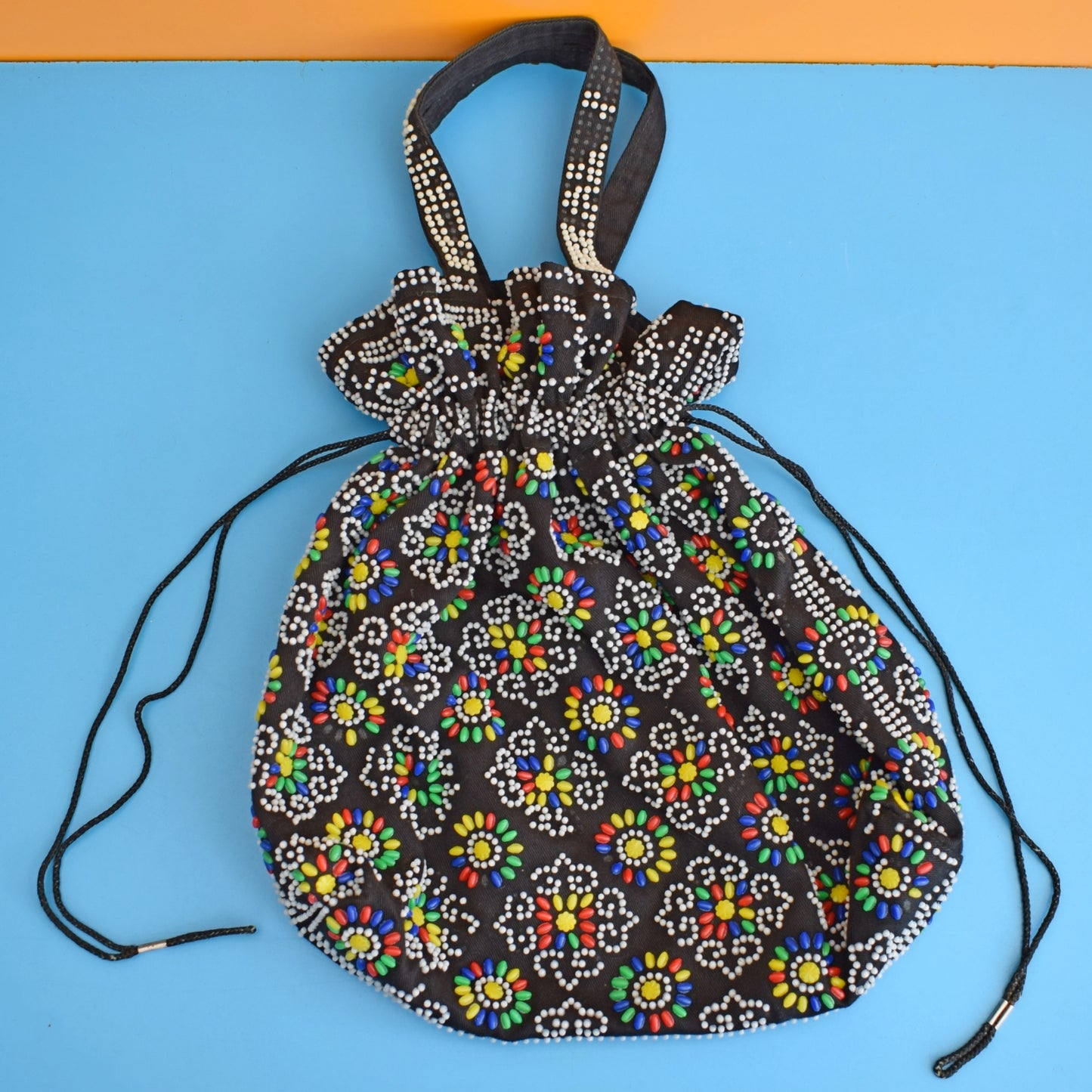 Vintage 1970s Beaded Handbag - Flowers