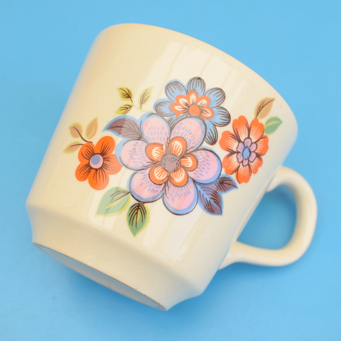 Vintage 1970s Flowery Mugs x2