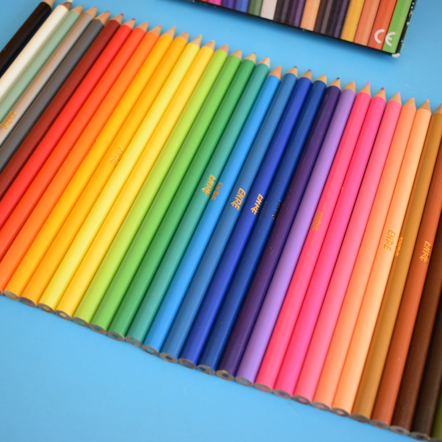 Vintage 1990s Rainbow Pencils - Entre