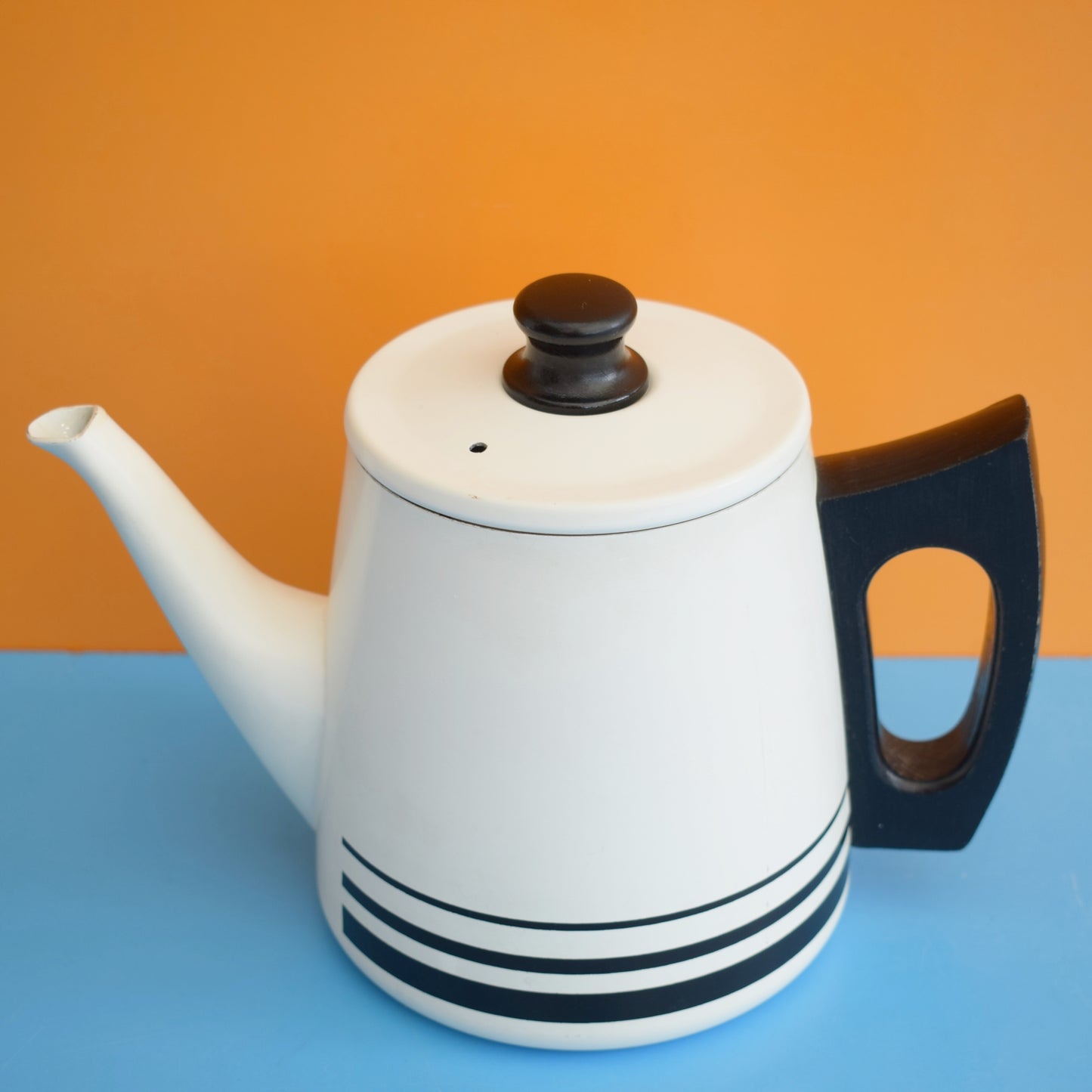 Vintage 1970s Teapot / Coffee Pot - Sona