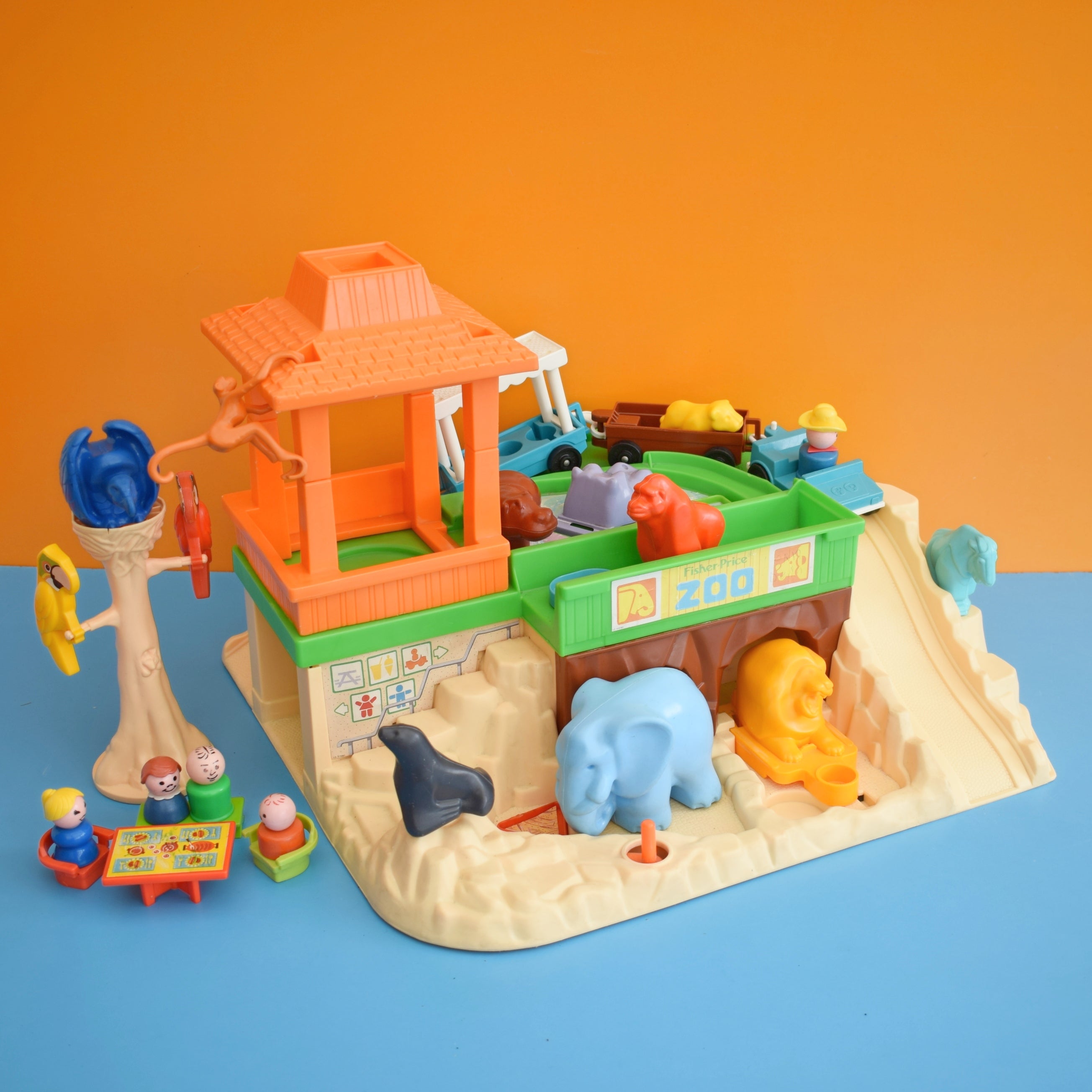 Fisher price cheap zoo vintage