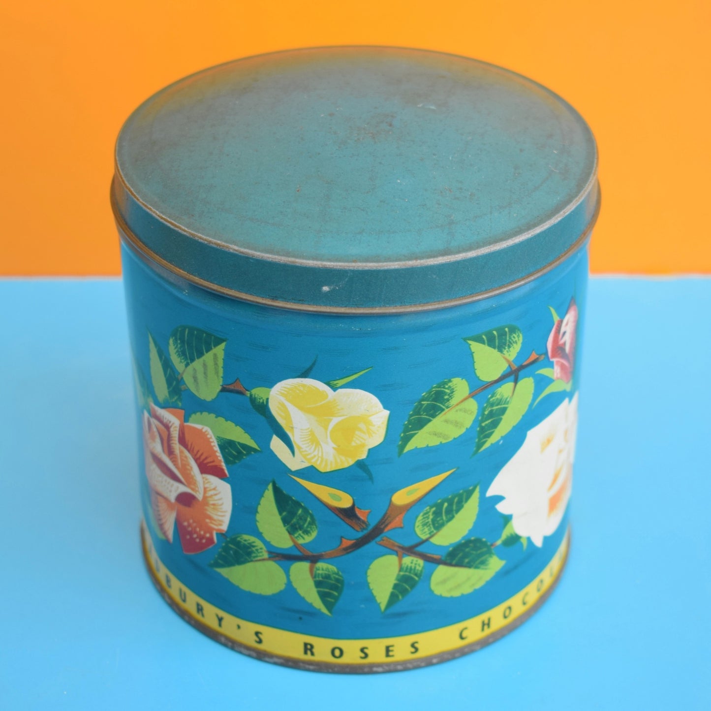 Vintage 1960s Cadbury's Roses Tin