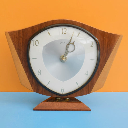 Vintage 1950s Wooden Mantel Clock - Bentima