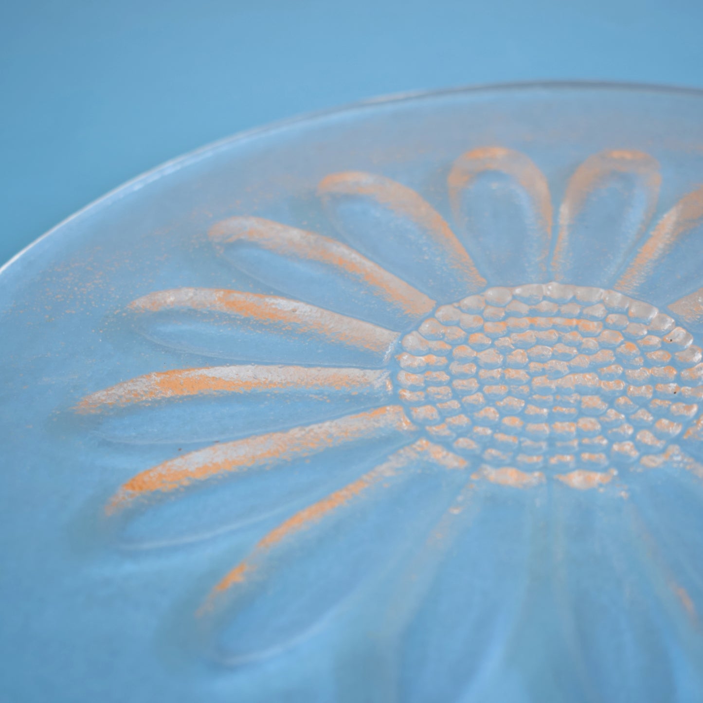 Vintage 1970s Dartington Daisy Plate / Platter .