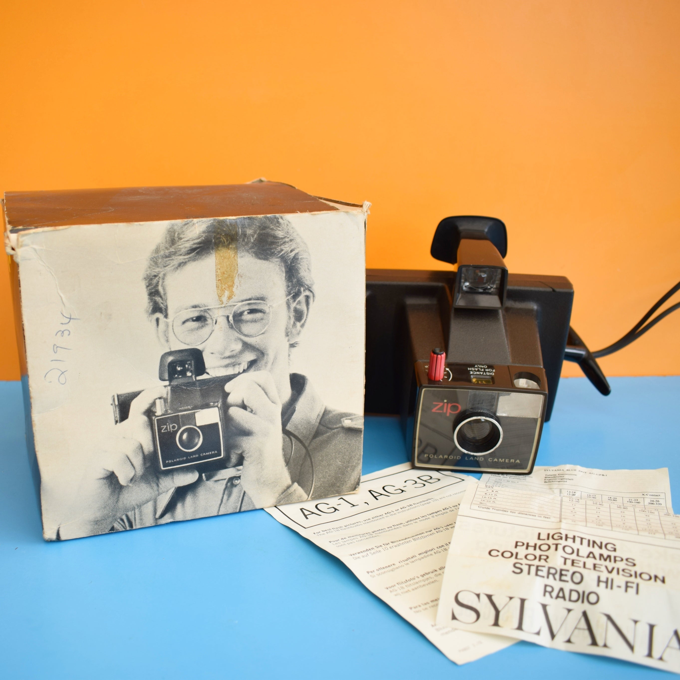 Vintage Polaroid Zip Land outlet Camera with Original Box