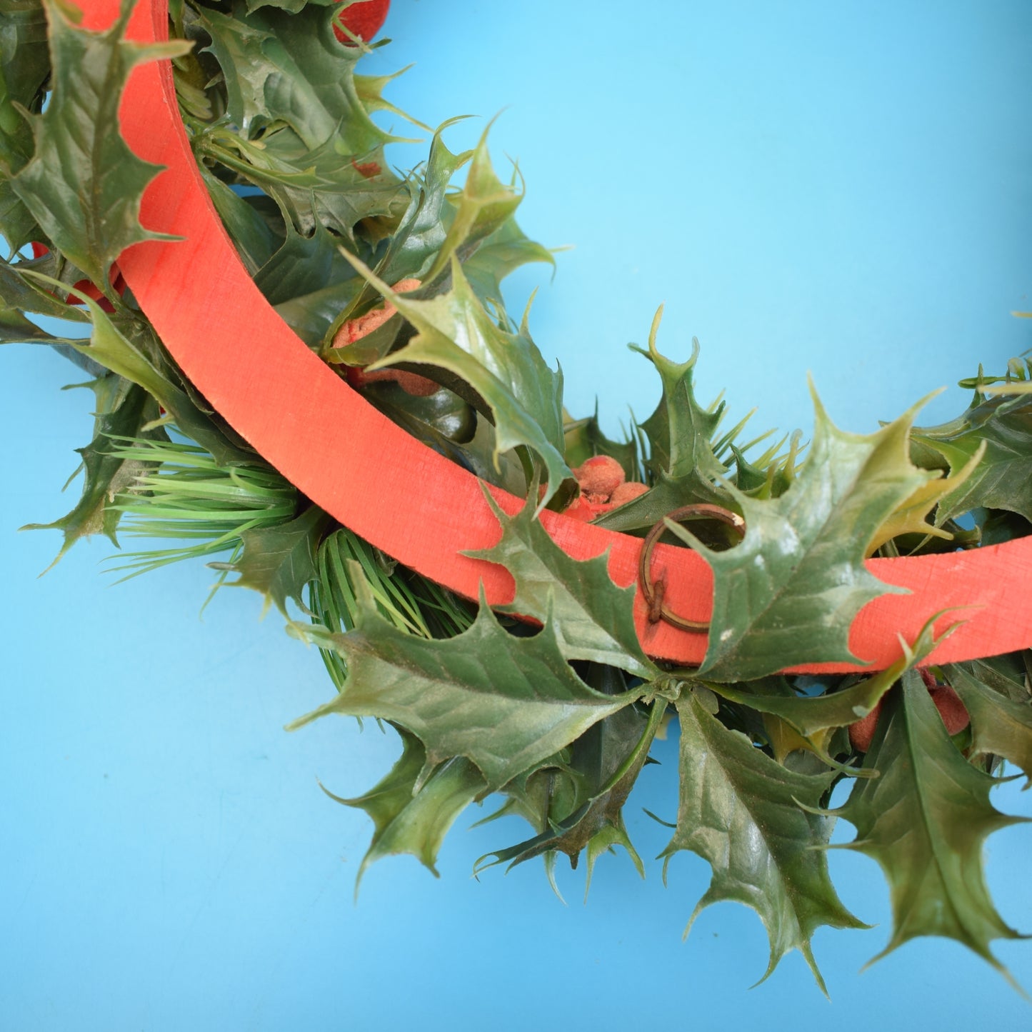 Vintage 1970s Christmas Wreath - Original Plastic/ flocked