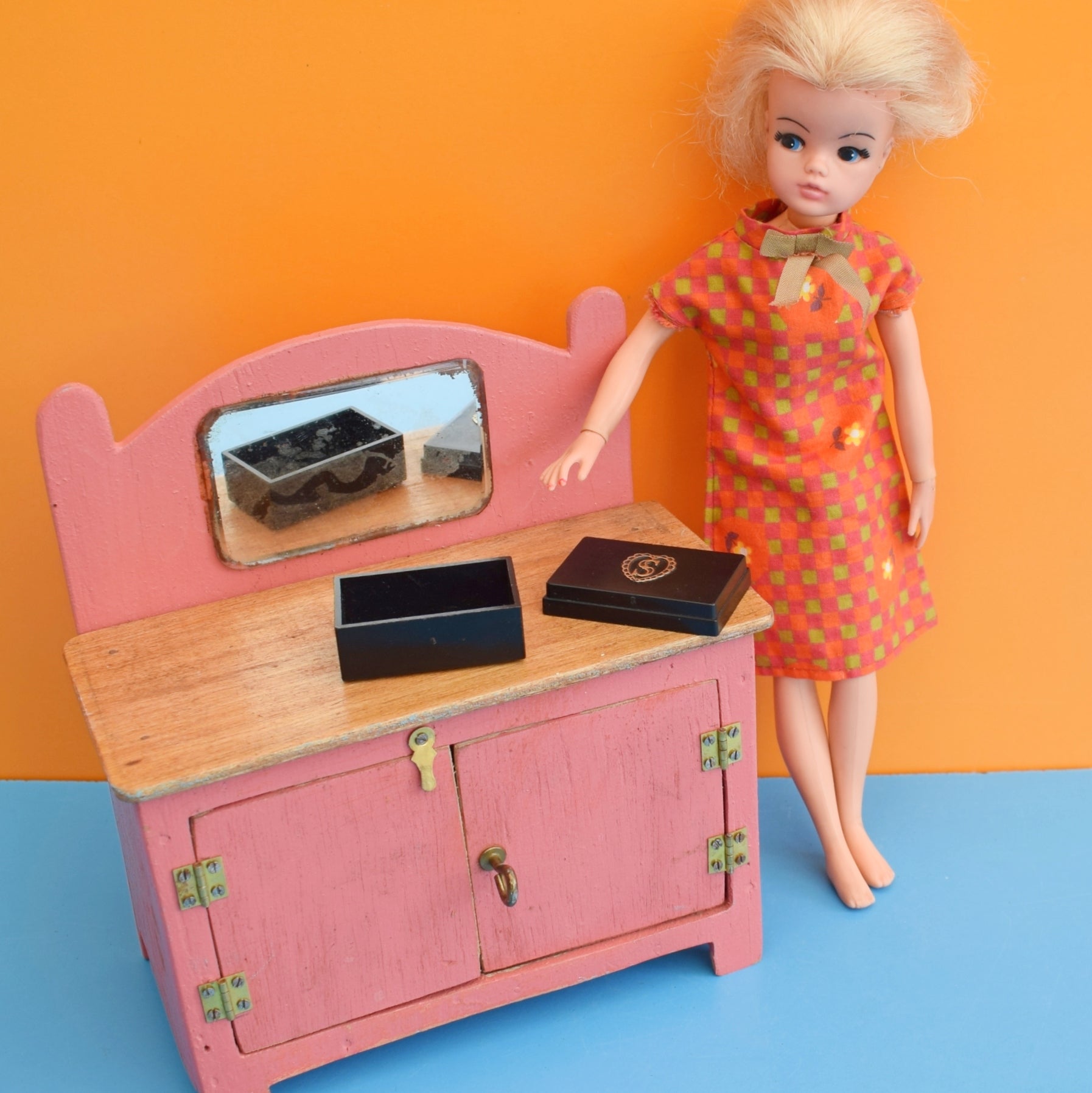 1970 best sale sindy doll