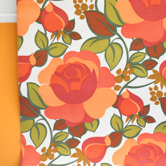 Vintage 1960s Flower Wallpaper - Orange Roses