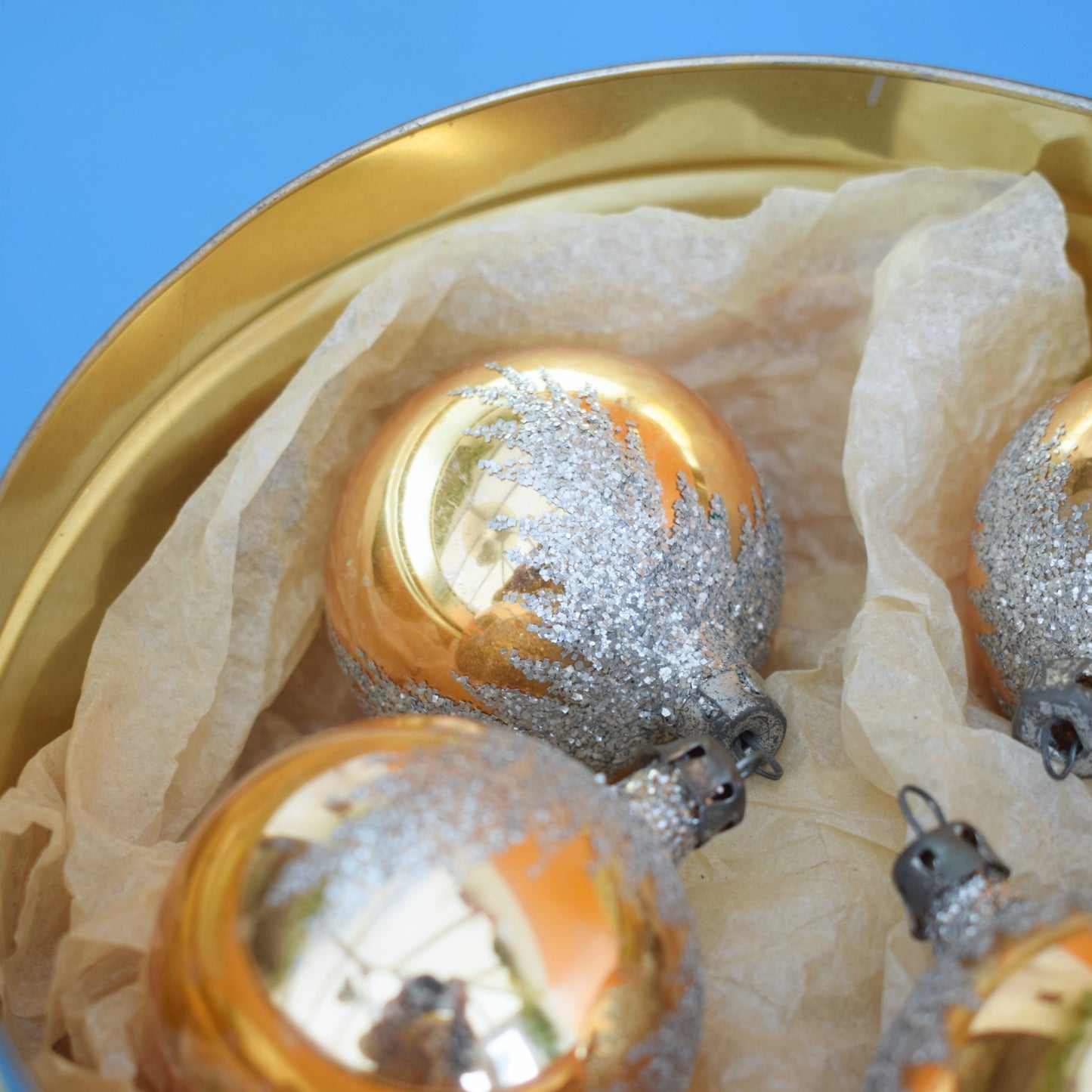 Vintage 1970s Glass Christmas Baubles In Vintage Tin - Gold