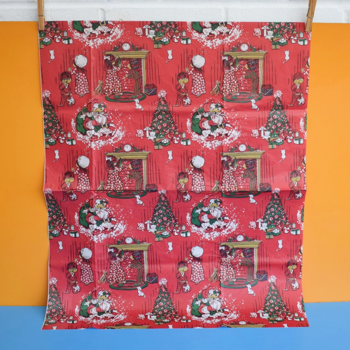 Vintage 1970s Christmas Wrapping Paper - Mixed single Sheets