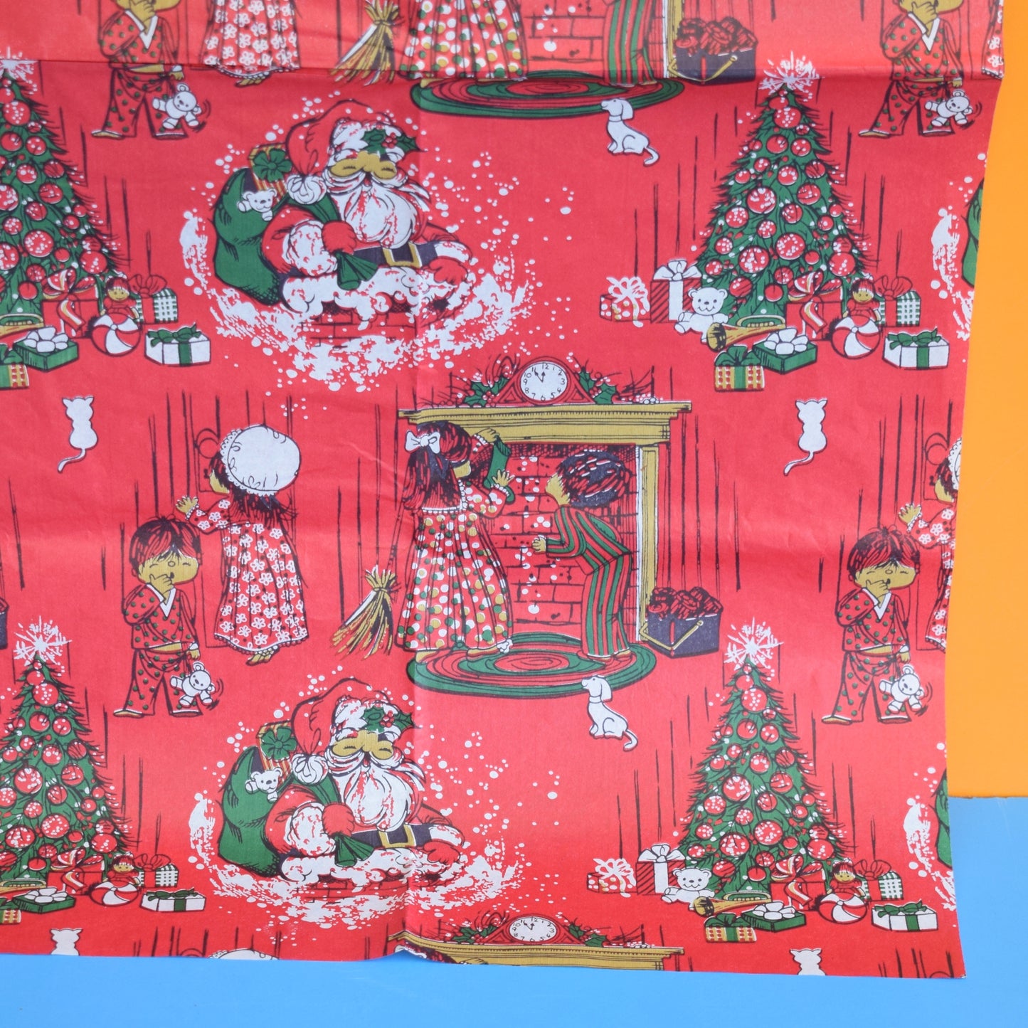 Vintage 1970s Christmas Wrapping Paper - Mixed single Sheets