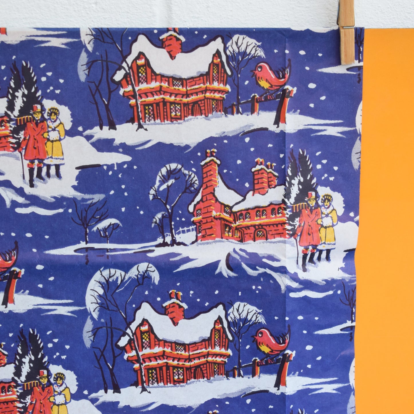 Vintage 1970s Christmas Wrapping Paper - Mixed single Sheets