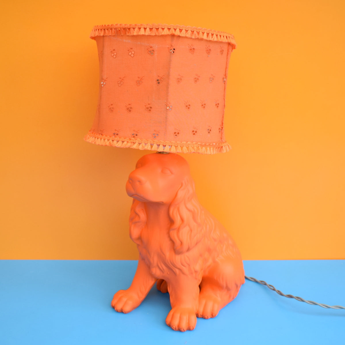 Vintage dog deals lamp