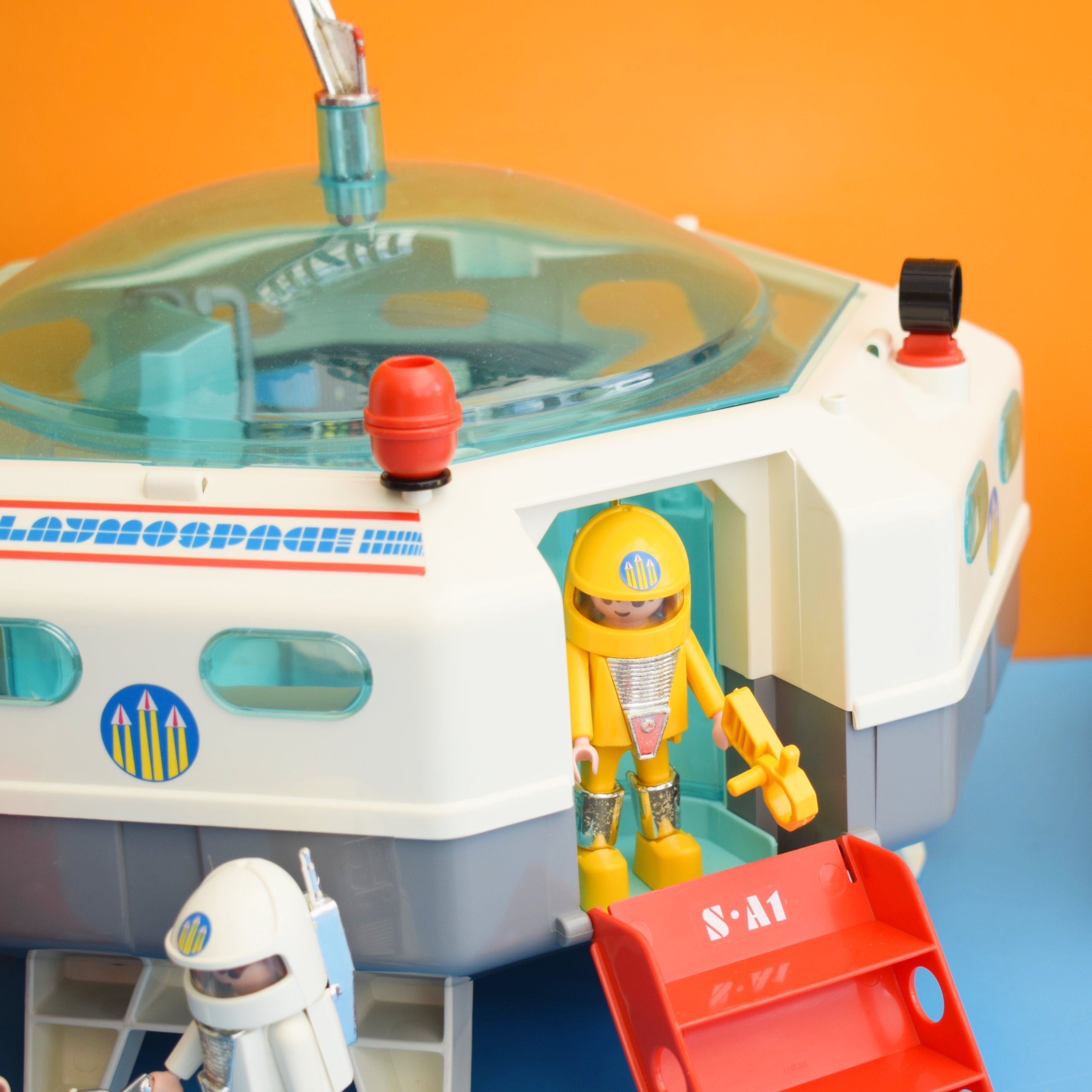 Fisher price space station 2024 vintage