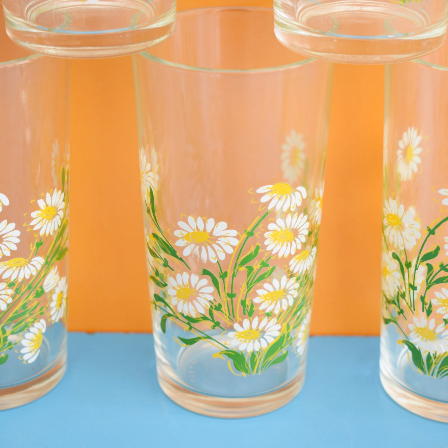 Vintage 1970s Pretty Drinking Glasses x6