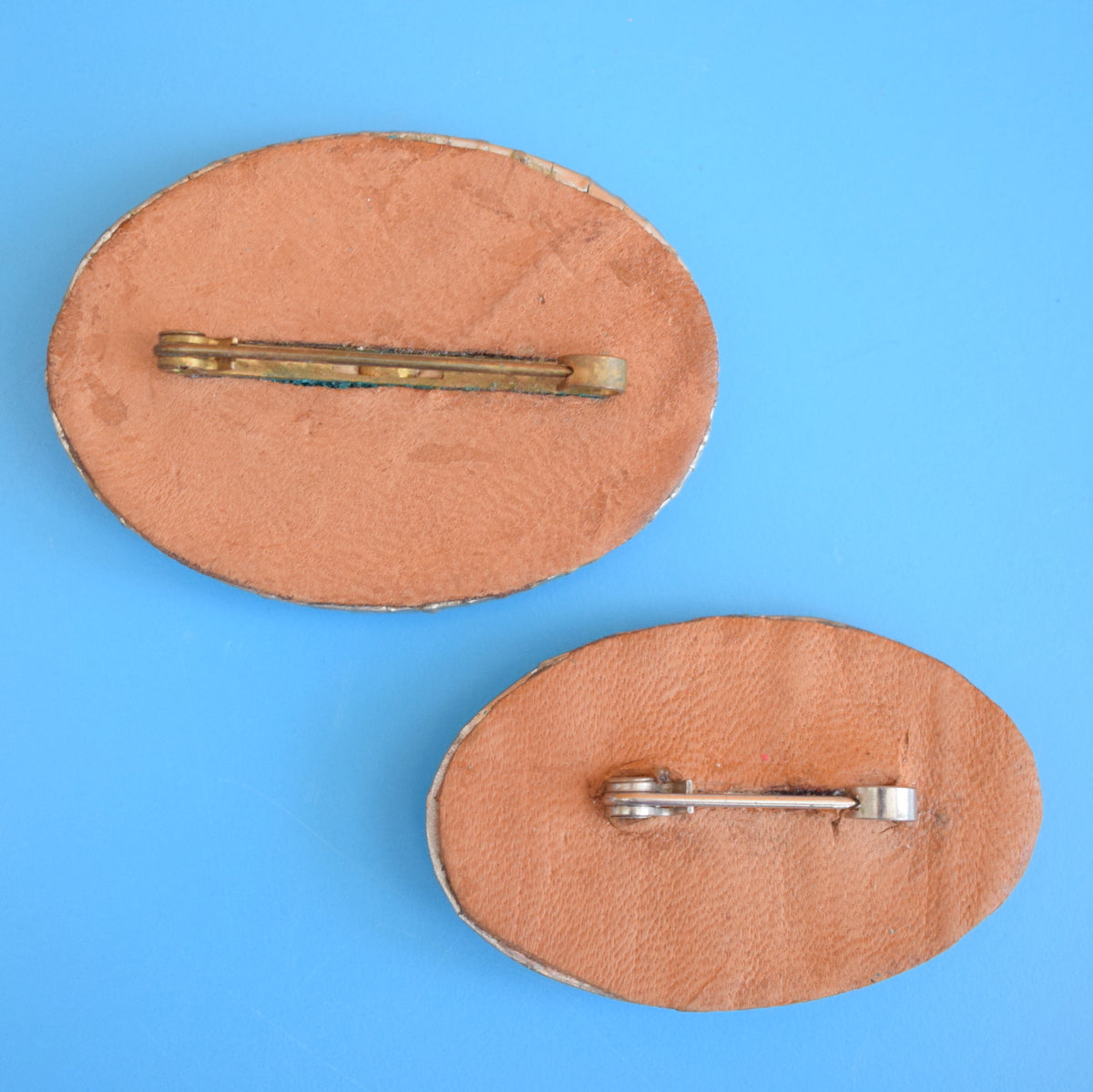 Ruskin brooch deals