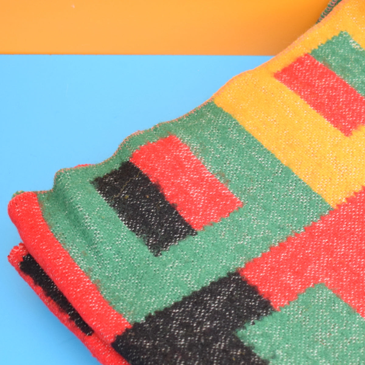 Green red yellow black striped blanket sale