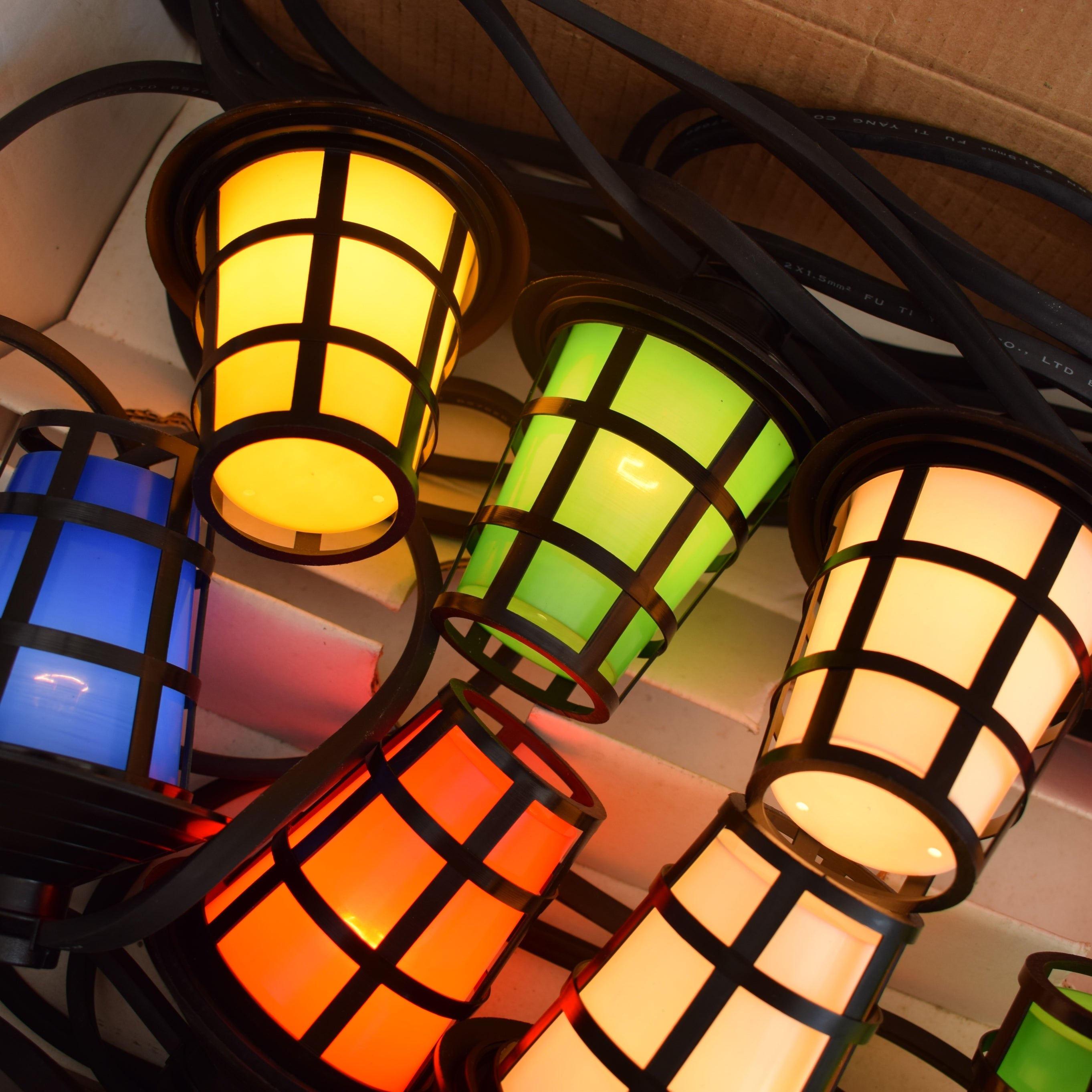 Christmas lantern lights deals outdoor